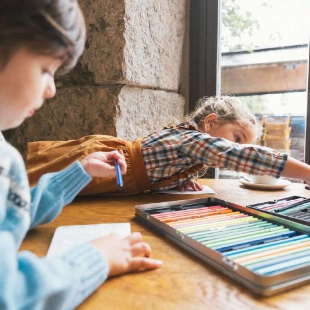 Actividades para hacer con niños en días de lluvia: diversión en casa y en el colegio